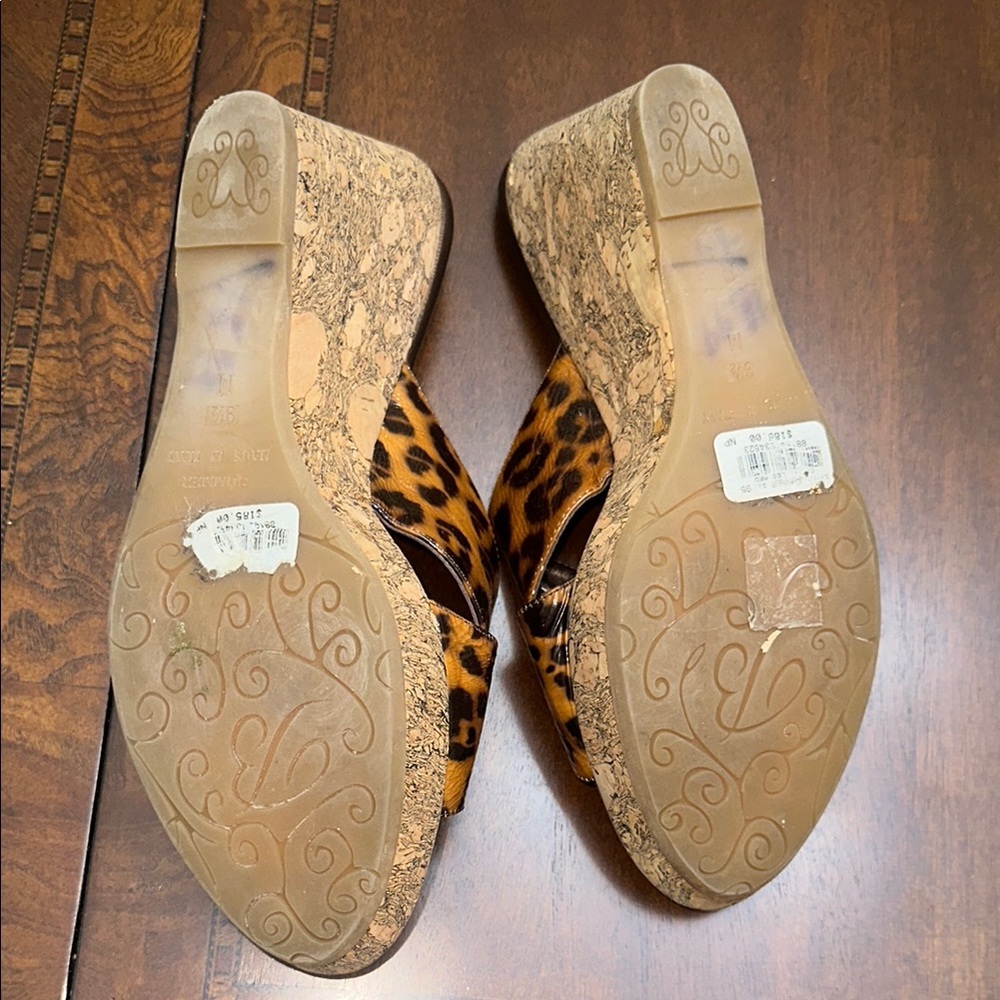 Brighton Brown and Tan Mules with Leopard Print - Picture 5 of 6